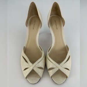 ANN TAYLOR Cream Snake Print Open Toe Heels